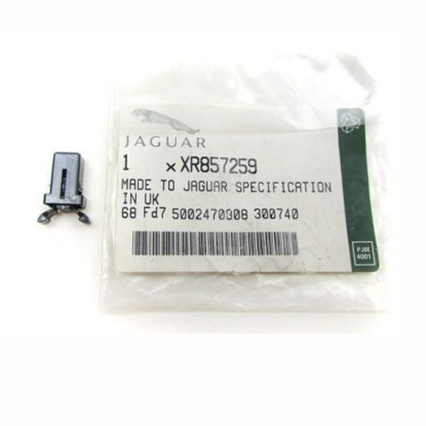 Jaguar Land Rover Part XR857259