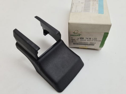 Jaguar Land Rover Part XR87470LEG